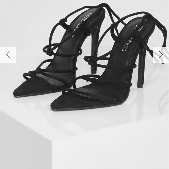 Boohoo strappy black heels size 7 NWT - Picture 2 of 4